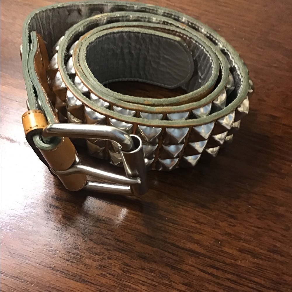 Belt - Picture 1 of 2